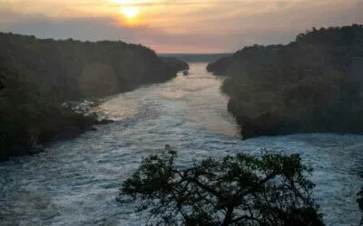 Uganda_Nilfaelle_Klueger_Reisen